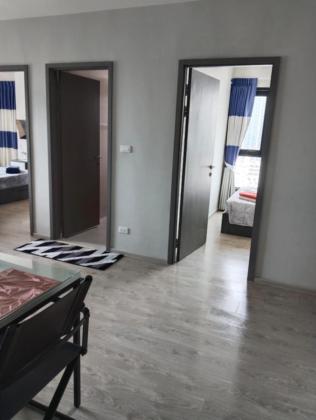 The Base Deluxe Apartamento Pattaya Exterior foto