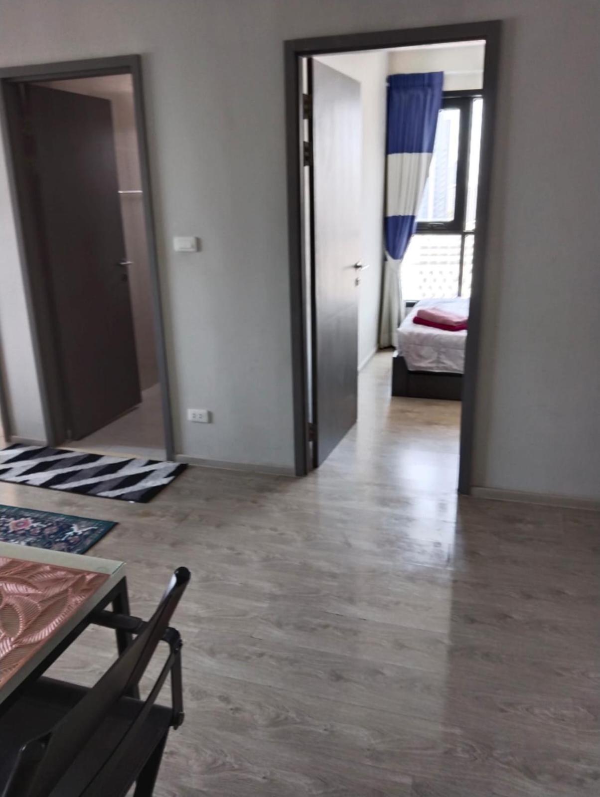 The Base Deluxe Apartamento Pattaya Exterior foto